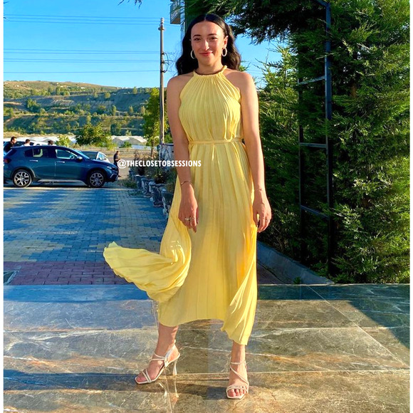 MANGO BLOGGER FAVE!!! Pleated Midi Dress NWT - Picture 6 of 16